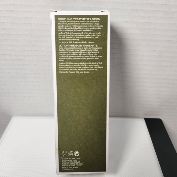 Orgins Mega-Mushroom Relief & Resilience Soothing Treatment Lotion - Picture 2 of 3